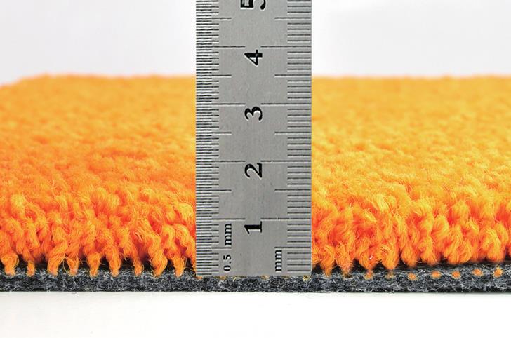 毛足の長いカーペット素材